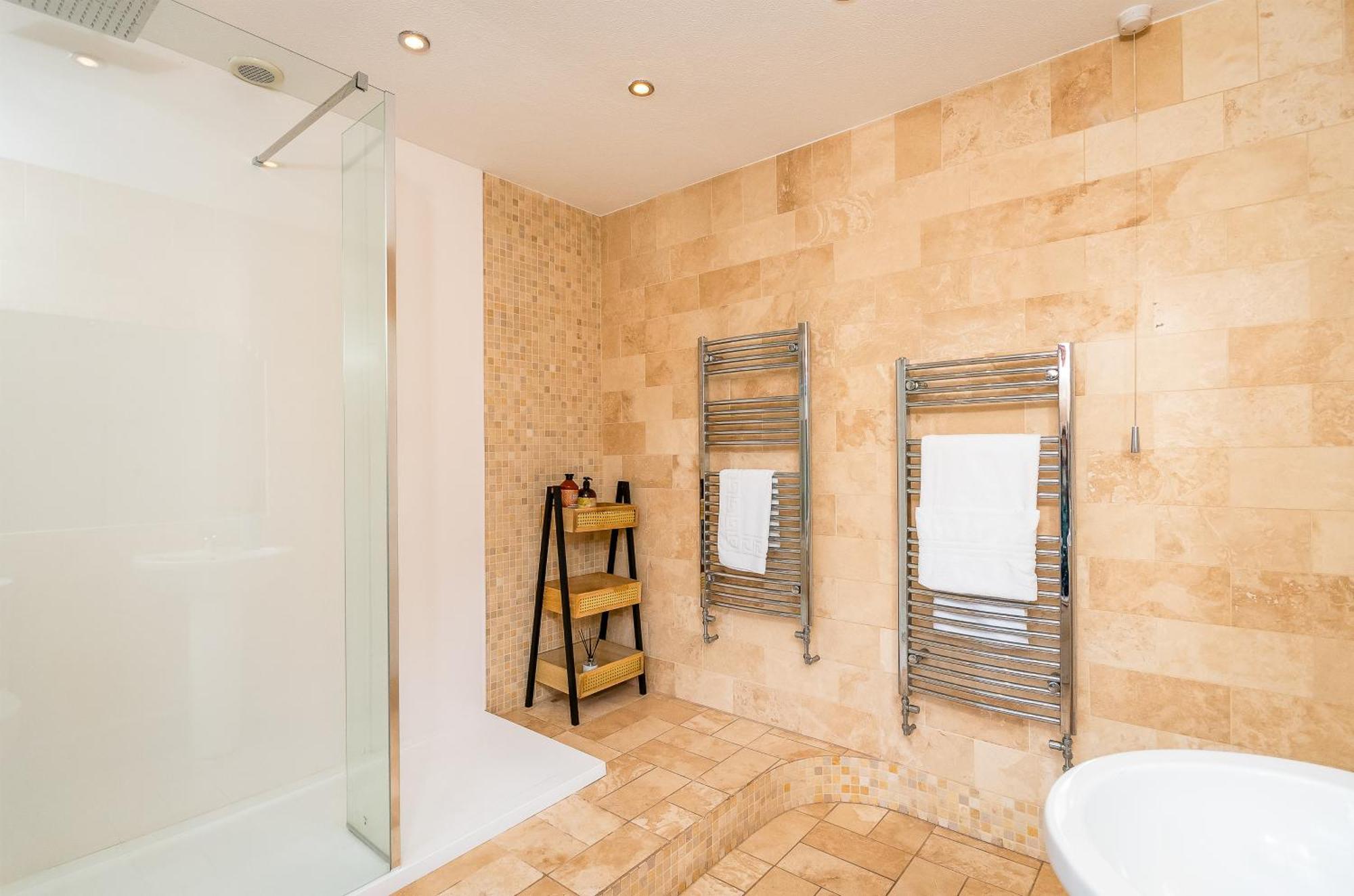 The Nest Superb Apartment In Afan Forest Bike Park By Staystaycations Port Talbot Kültér fotó
